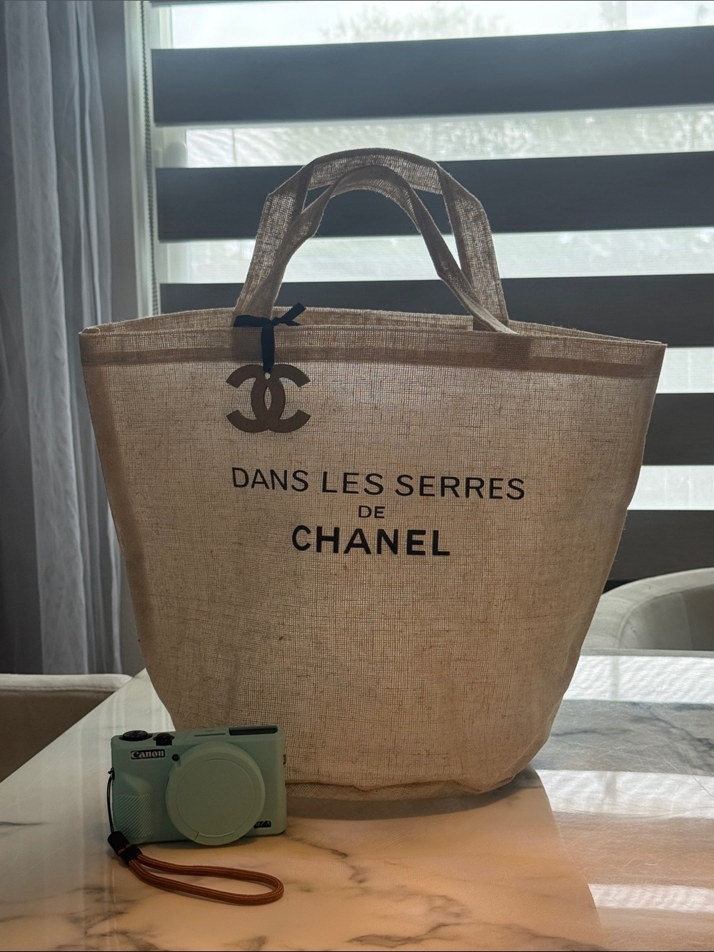 CHANEL Beauty Natural Beige Canvas 'Dans Les Serres' Tote with Logo Charm/Rattan - Picture 2 of 8